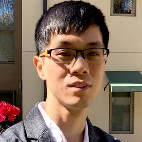 Portrait of Wenhu Chen